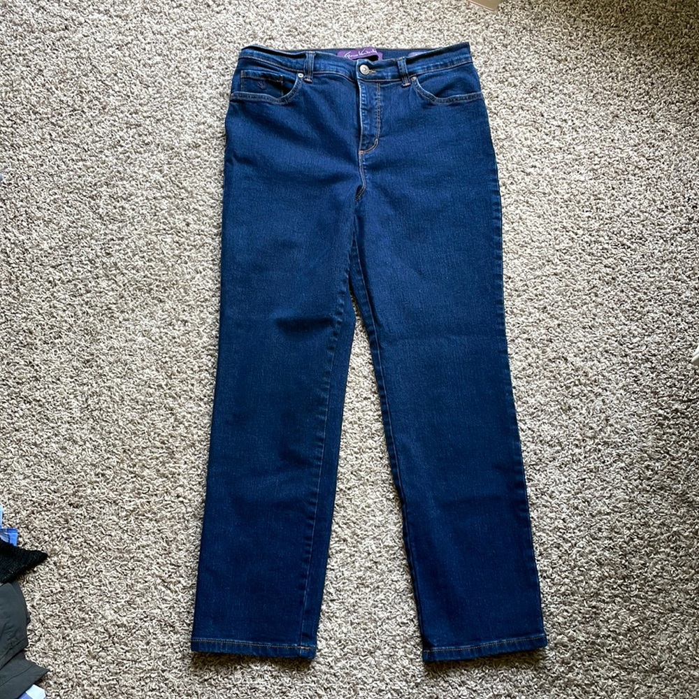 Dark wash Classic fit jeans